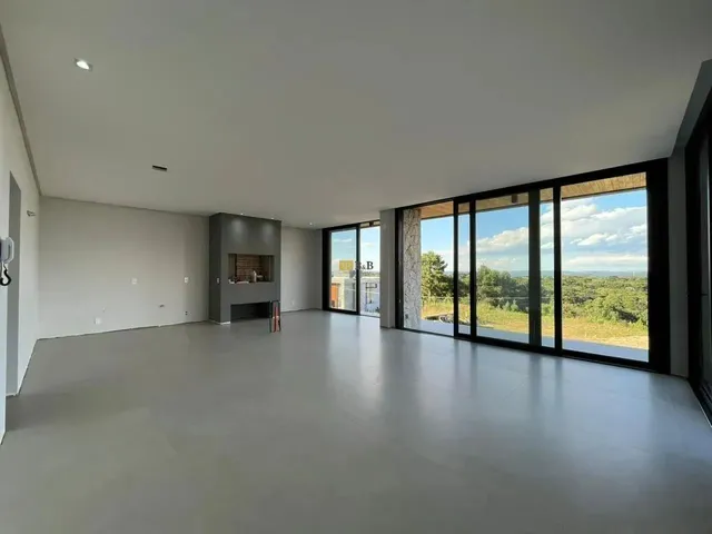 Imagem 4: Casa Nova de 4 Quartos Á Venda em Gramado