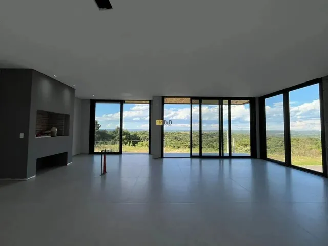 Imagem 6: Casa Nova de 4 Quartos Á Venda em Gramado