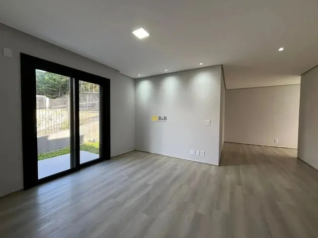 Imagem 11: Casa Nova de 4 Quartos Á Venda em Gramado