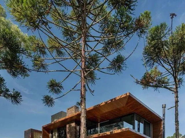 Imagem: Casa com 4 Dormitórios À Venda, 590 M²