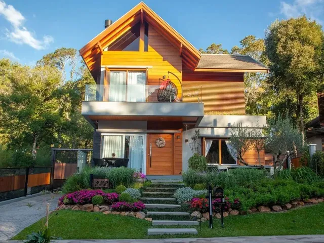 Imagem: Casa com 3 Dormitórios À Venda, 230 M²