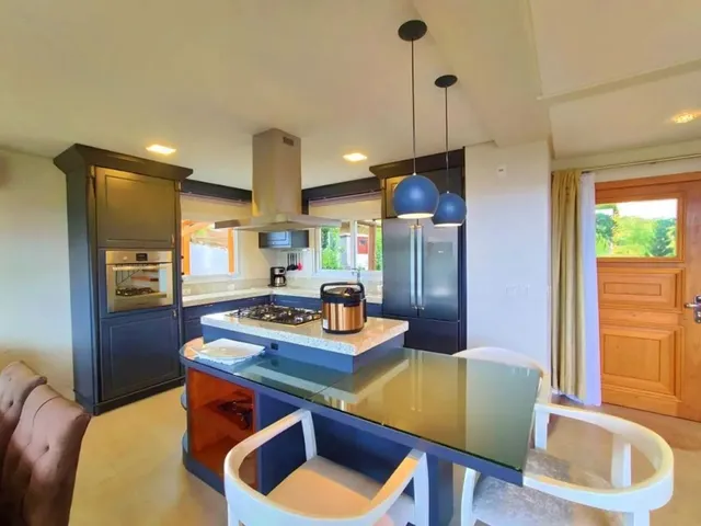 Imagem 2: Casa com 3 Dormitórios À Venda, 245 M² por R$ 5.450.000,00 - Alphaville - Gramado/Rs