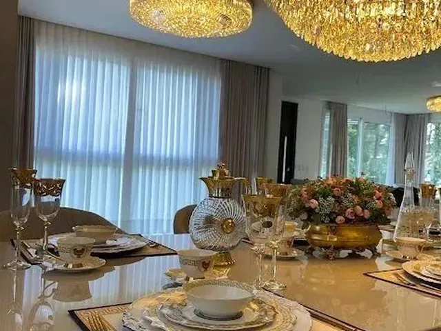 Imagem 15: Casa com 4 Dormitórios À Venda, 371 M² por R$ 6.400.000,00 - Aspen Mountain