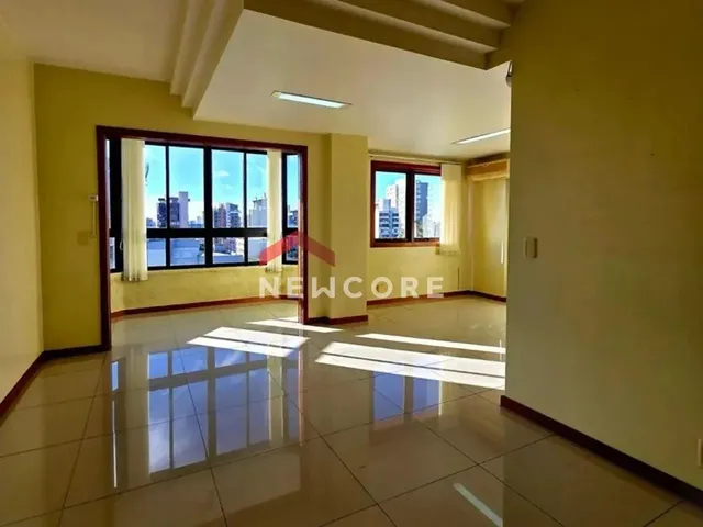 Imagem: Apartamento em Rua Pedro Tomasi - Exposição