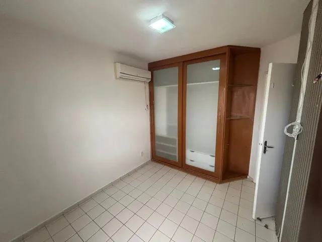 Imagem 14: Apartamento para Alugar com 2 Dormitórios em Vila Mocó, Petrolina Cod:ap0043_Porta
