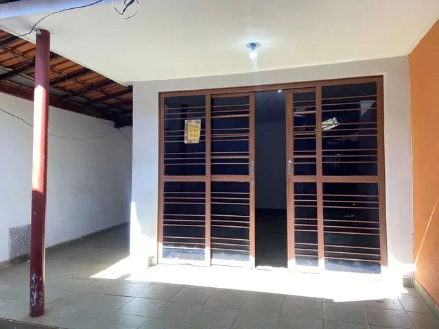 Imagem: Alugo Casa com 3 Quartos, 80M Área Construída