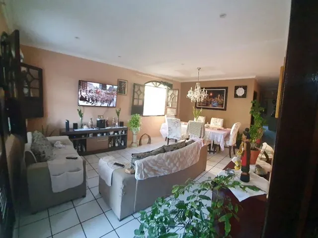 Imagem 4: Aluga-Se Casa Ampla em Pau Amarelo!