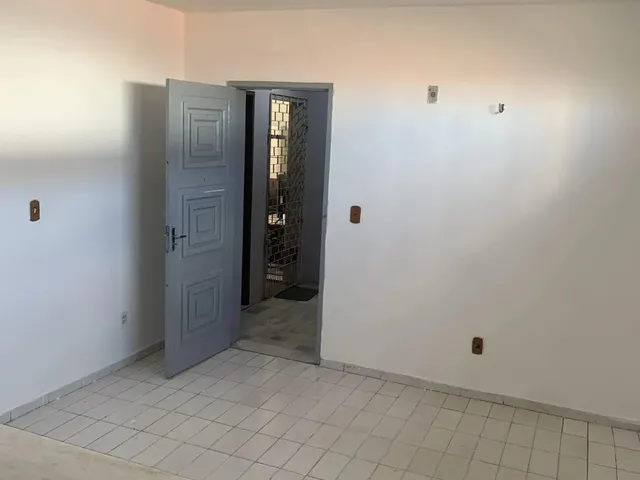 Imagem 3: Imóvel para Aluguel Tem 50 Metros Quadrados com 2 Quartos em Centro - Fortaleza - Ce