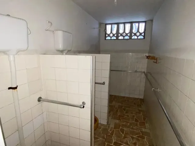 Imagem 7: Imóvel para Aluguel com 400 Metros Quadrados com 4 Quartos em Maraponga - Fortaleza - Ce