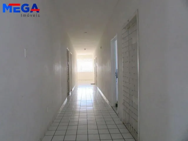 Imagem 2: Apartamento com 1 Dormitório para Alugar, 35 M² por R$ 636,80/Mês - Centro