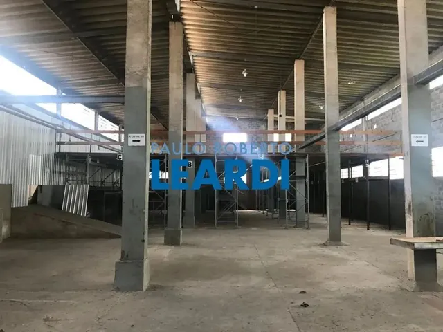 Imagem: O depósito possui 2.000m² de Área e está localizado em