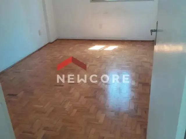 Imagem: Apartamento em Rua Conde de Sarzedas - Sé