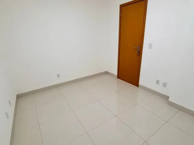 Imagem 3: Alugo Belíssimo Apartamento no Edifício Royal