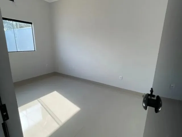 Imagem 3: Alugo Casa Nova 2/4 Sendo 1 Suite