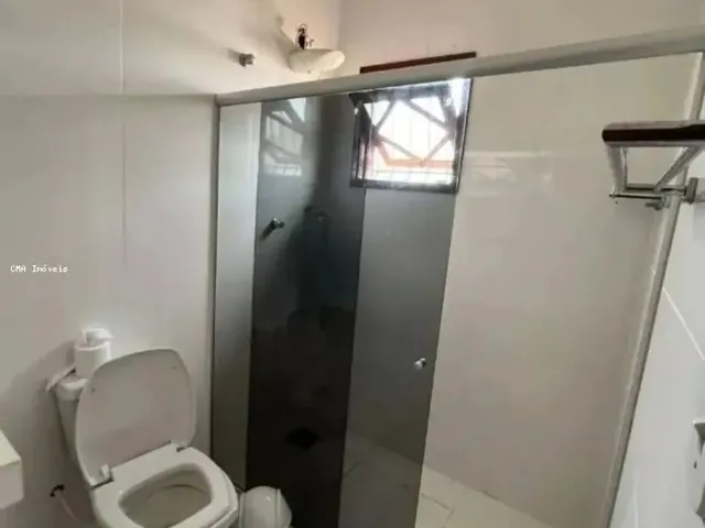 Imagem 3: Casa para Venda em Macaé, Granja dos Cavaleiros, 3 Dormitórios, 1 Suíte, 3 Banheiros