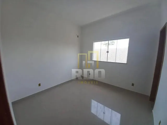 Imagem 8: Casa com 3 Quartos em Um dos Melhores Bairros da Cidade À Vend - Extensão do Bosque
