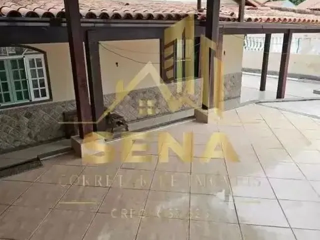 Imagem 12: Casa À Venda no Centro de São Pedro da Aldeia com 04 Quartos, Piscina, Área Gourmet!