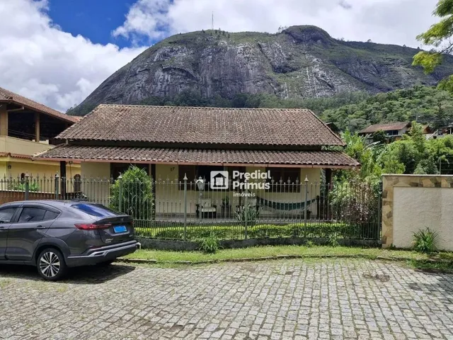 Imagem: Casa com Localização Privilegiada, com