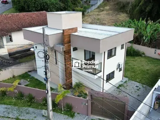 Imagem: Casa com 4 Dormitórios À Venda, 149 M²