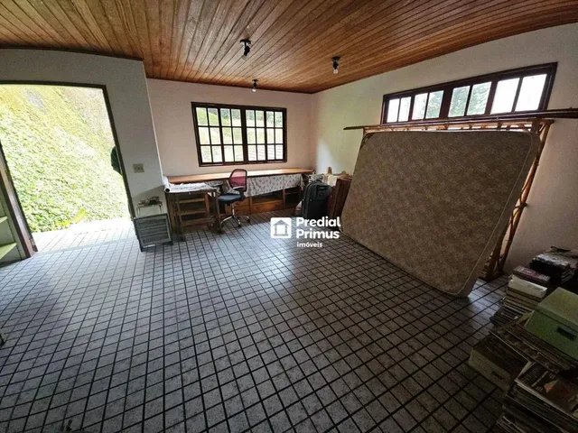 Imagem 2: Casa com 3 Dormitórios À Venda, 204 M² por R$ 1.750.000,00 - Cônego - Nova Friburgo/Rj
