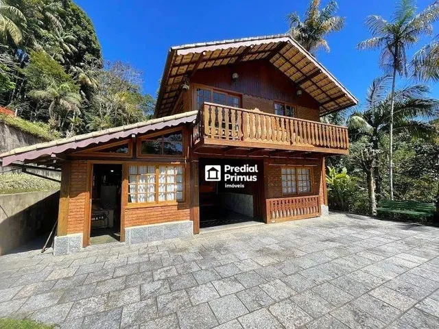 Imagem: Casa com 5 Dormitórios À Venda, 450 M²