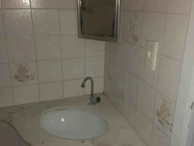 Imagem 2: Imóvel para Alugar com 4 Quartos em Parque Araxá - Fortaleza-Ce