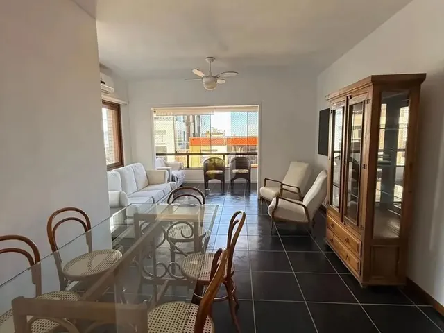 Imagem: Apartamento 2 Dormitórios com Sacada de
