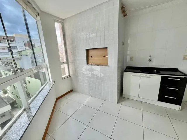 Imagem 2: Apartamento de 2 Dormitórios Sendo 1 Suíte Mobiliado com Box/Vaga de Garagem em Capão