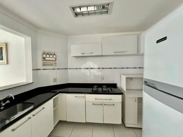 Imagem 15: Apartamento de 2 Dormitórios Sendo 1 Suíte Mobiliado com Box/Vaga de Garagem em Capão