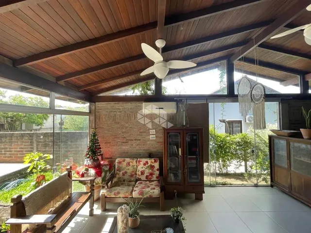 Imagem: Casa com 3 Dormitórios no Bairro Arroio