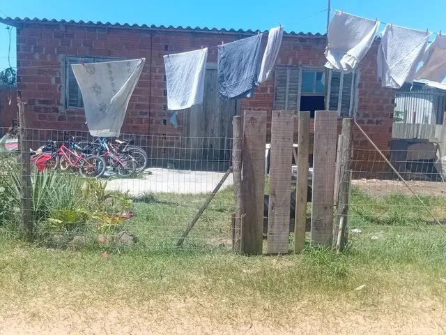 Imagem 1: Vendo Casa na Praia Tupynaba Torres