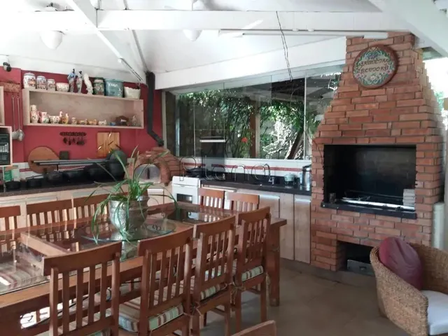Imagem: Sobrado À Venda e para Locação com 4