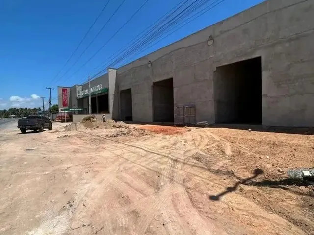 Imagem: O depósito possui 2 Banheiros, 310m² de Área e está