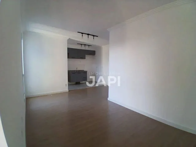 Imagem: O apartamento possui 3 Dormitórios, 1 Banheiro, 1 Vaga na