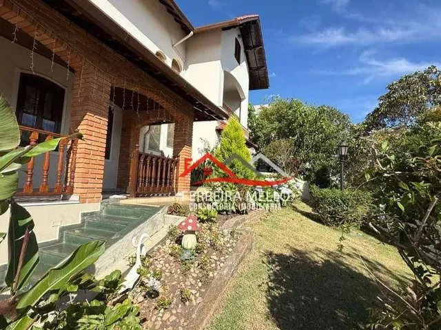 Imagem: Sobrado com 4 Dormitórios À Venda, 345
