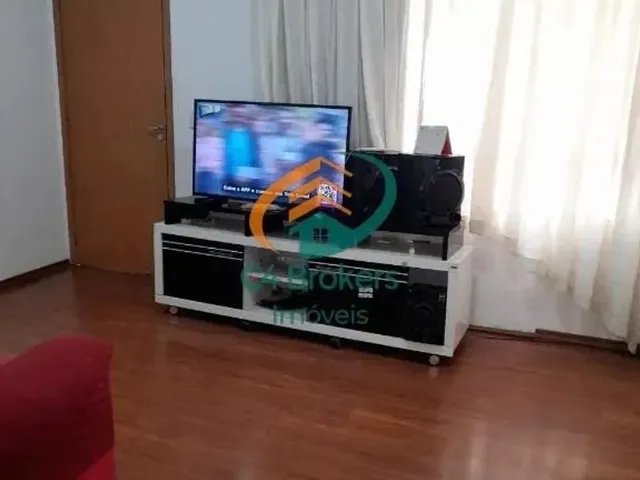 Imagem: O apartamento possui 2 Dormitórios, 1 Banheiro, 1 Vaga na