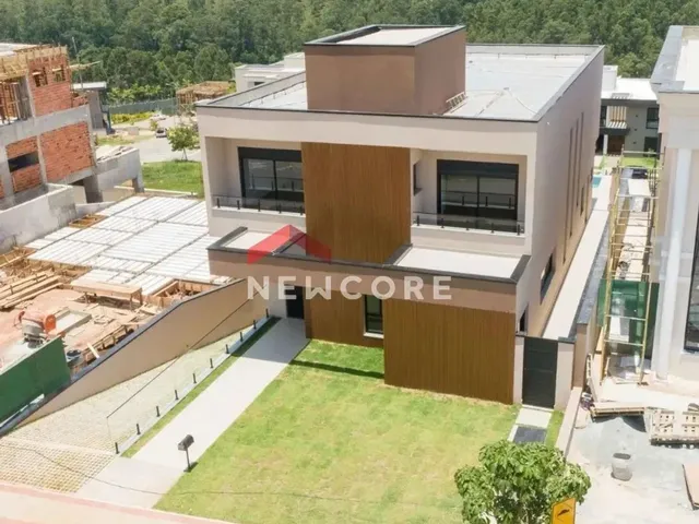 Imagem: Casa de Condomínio em Avenida da Serenidade