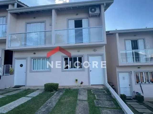 Imagem: A casa em condomínio possui 2 Dormitórios, 2 Banheiros, 1