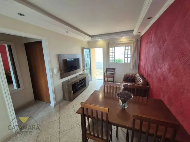 Imagem: Casa com 2 Dormitórios À Venda, 90 M²