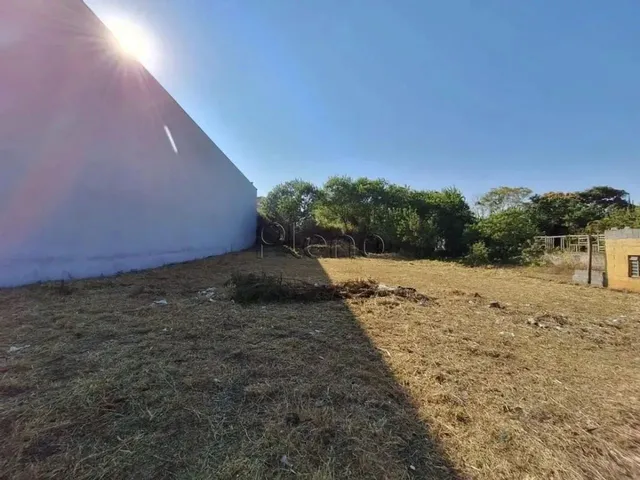 Imagem: Terreno À Venda e para Alugar em Valinhos