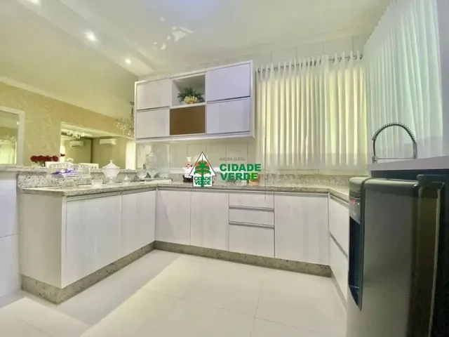 Imagem 13: Casa À Venda em Maringá, Jardim Paris, com 2 Quartos, com 182 M²