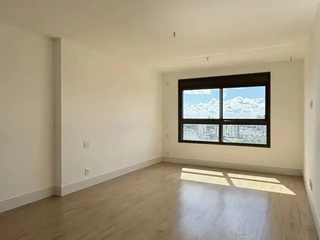 Imagem 13: Apartamento para Venda com 363M² e 4 Vagas em Maringá