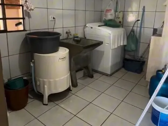 Imagem 8: Casa de Esquina com Cobertura Edícula 10X9 Ótimo para Festas