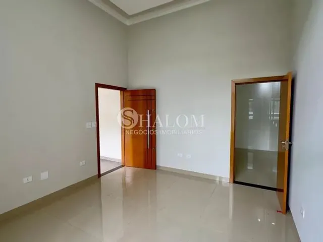 Imagem 3: Casa À Venda em Maringá, Jardim Alvorada, com 3 Quartos, com 150 M²