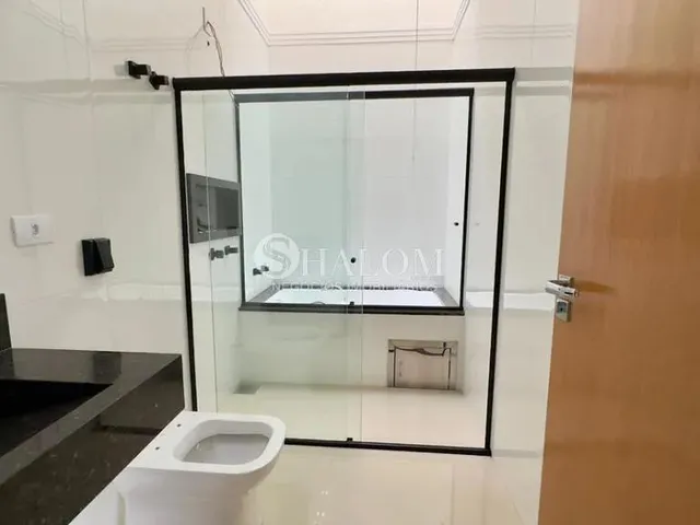Imagem 12: Casa À Venda em Maringá, Jardim Alvorada, com 3 Quartos, com 150 M²
