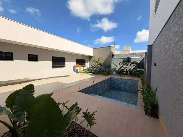 Imagem: Casa com 3 Quartos À Venda, 258 M² por