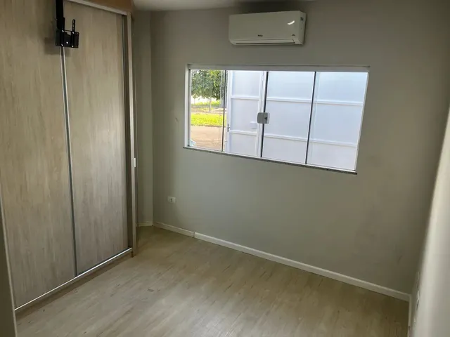 Imagem 5: Casa Moderna com Suíte + Hidromassagem + Área Gourmet - Avenida em Maringá?