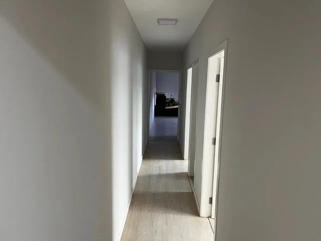 Imagem 14: Casa Moderna com Suíte + Hidromassagem + Área Gourmet - Avenida em Maringá?