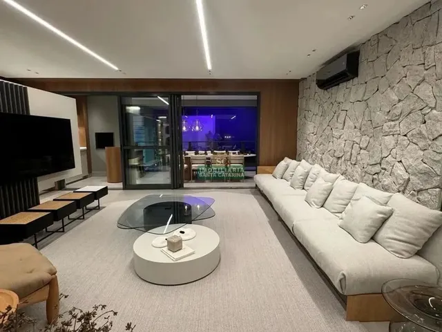 Imagem: Apartamento À Venda em Maringá, Zona 03