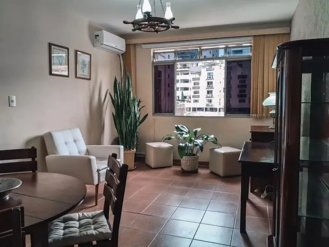 Imagem: Apartamento com 2 Quartos e Vaga no Alto